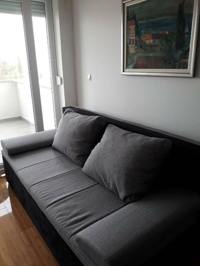 Apartman Dodo Novalja Exterior foto